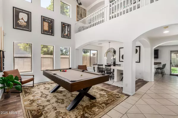 2746 E FAWN Drive, Phoenix, AZ 85042