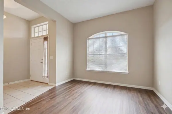 1497 TOMCAT DR, Jacksonville, FL 32221