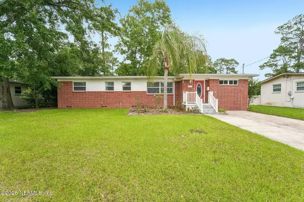 6557 LOU DR N, Jacksonville, FL 32216