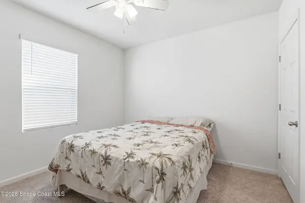 271 Guinevere DR SW, Melbourne, FL 32908