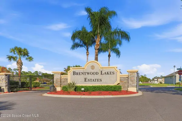 271 Guinevere DR SW, Melbourne, FL 32908