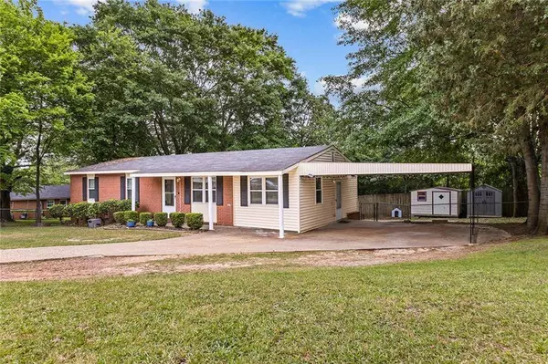 1303 40th St, Phenix City, AL 36867