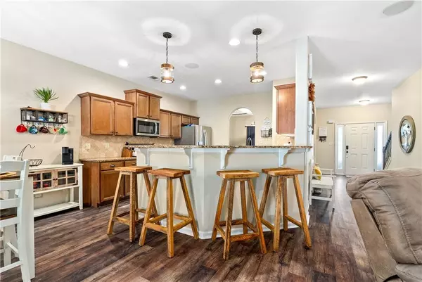 172 SOLAMERE LN, Auburn, AL 36832