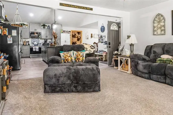 1024 TRAIL Streets, Valley, AL 36854
