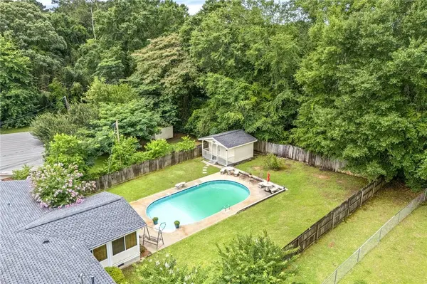 304 S 17TH AVE, Lanett, AL 36863