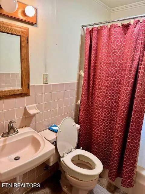 101 Outer DR, Oak Ridge, TN 37830