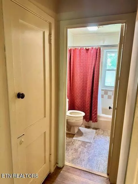 101 Outer DR, Oak Ridge, TN 37830