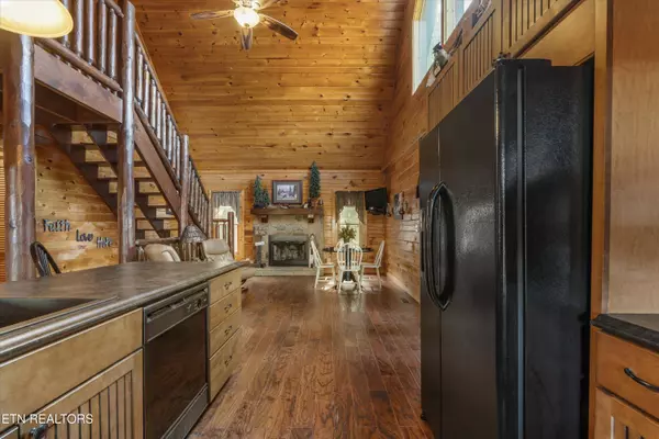 2026 Bill Flagle WAY, Sevierville, TN 37876