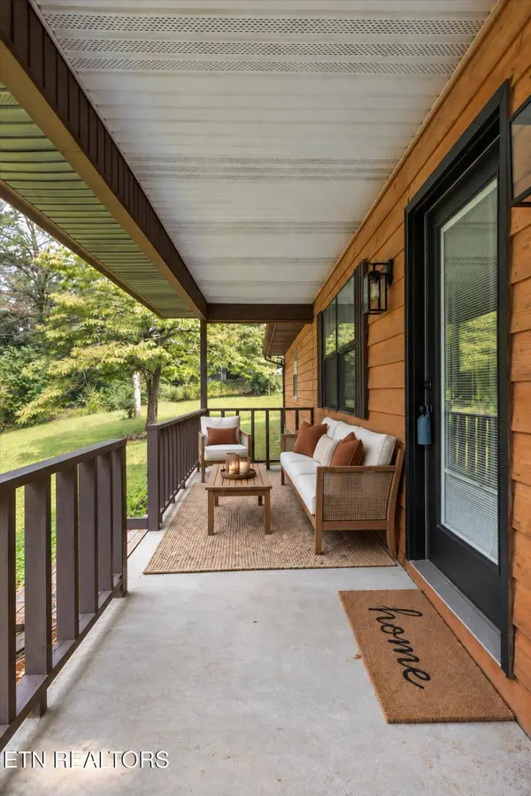 349 Fairchild St, Harriman, TN 37748