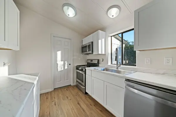 1135 Redwood BLVD, Redding, CA 96003