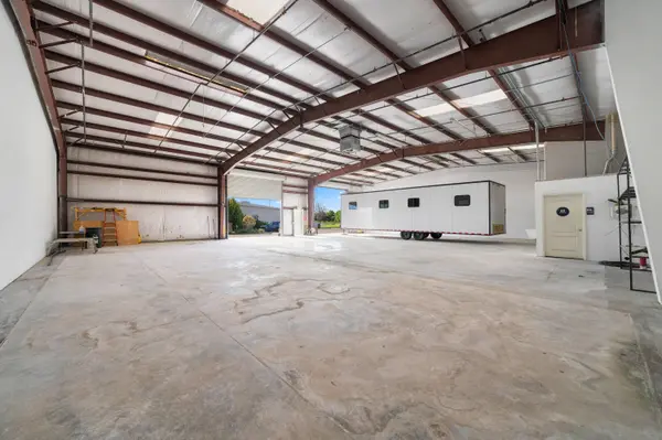 2434 Progress DR, Redding, CA 96001