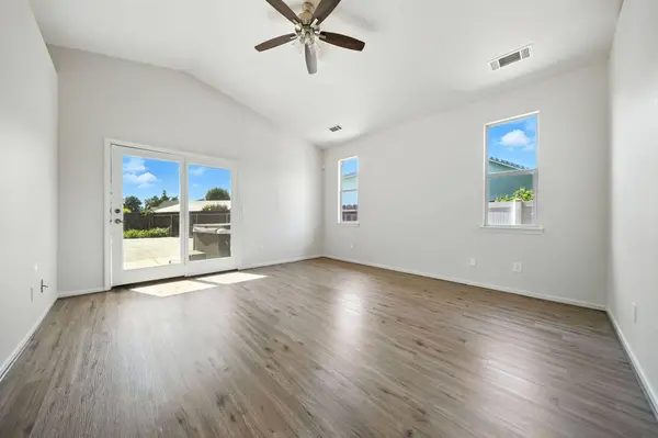 3306 Lawrence RD, Redding, CA 96002