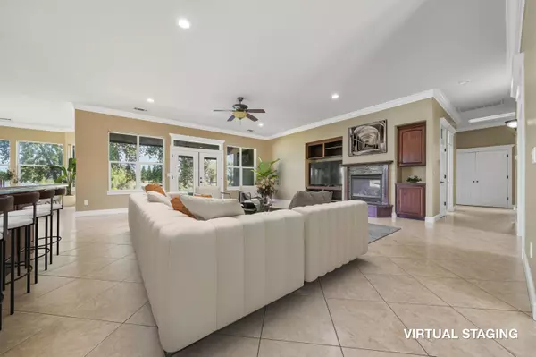 22894 Blue Jay LN, Anderson, CA 96007