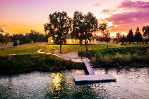 22894 Blue Jay LN, Anderson, CA 96007