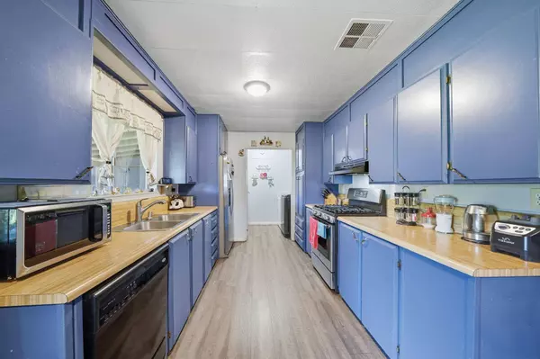 17300 Lassen AVE, Anderson, CA 96007