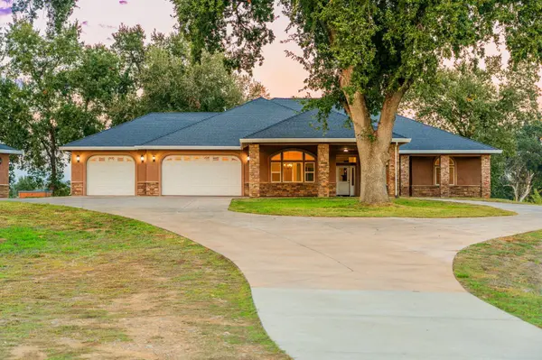 22890 Blue Jay LN, Anderson, CA 96007