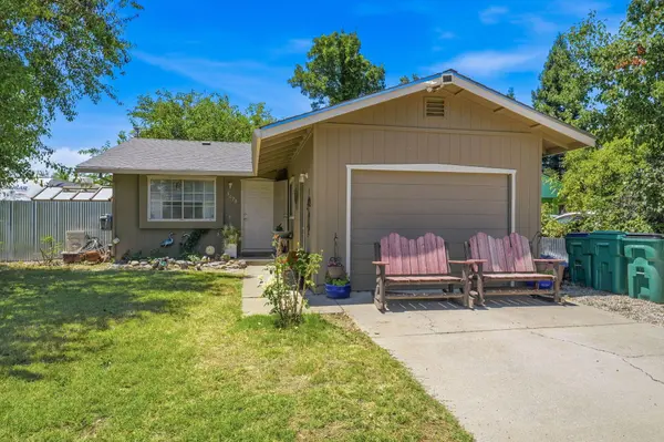 3678 Rabbit LN, Cottonwood, CA 96022