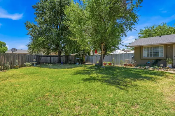 3678 Rabbit LN, Cottonwood, CA 96022