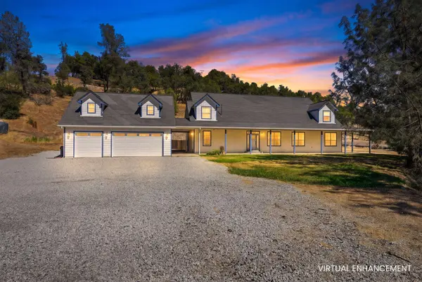 13839 Creek TRL, Redding, CA 96003