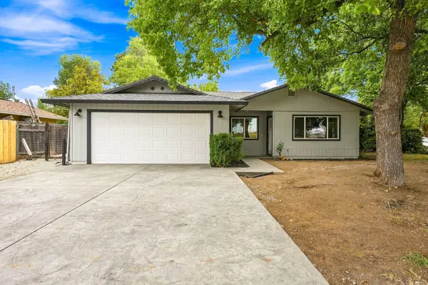 2460 Bonnyview RD, Redding, CA 96001