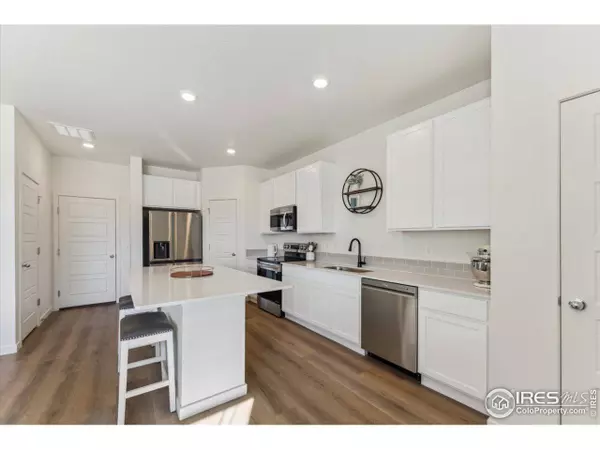 416 Mountain Bluebird Dr, Johnstown, CO 80534