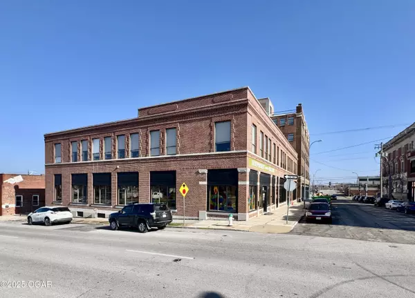 223 W 3rd Street, Joplin, MO 64801