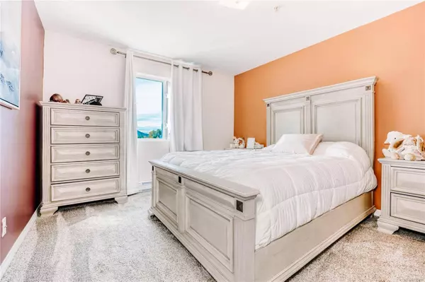 4971 Songbird Pl #405, Nanaimo, BC V9T 6L1