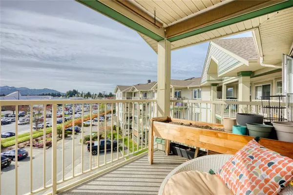 4971 Songbird Pl #405, Nanaimo, BC V9T 6L1