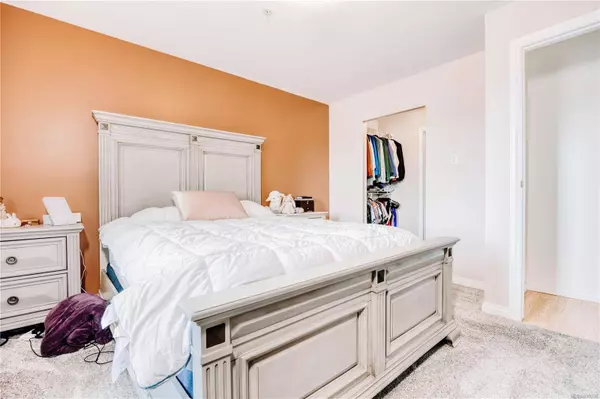 4971 Songbird Pl #405, Nanaimo, BC V9T 6L1