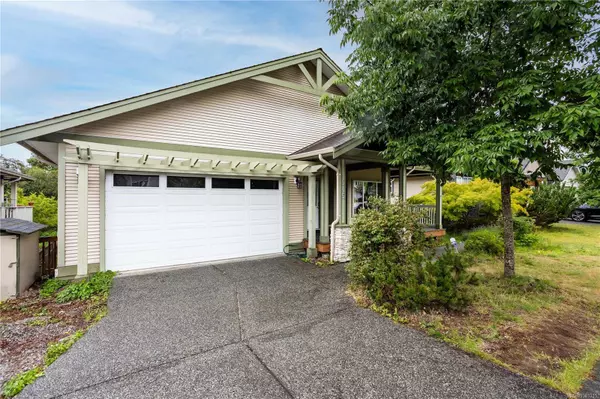 545 Poets Trail Dr, Nanaimo, BC V9R 7C4