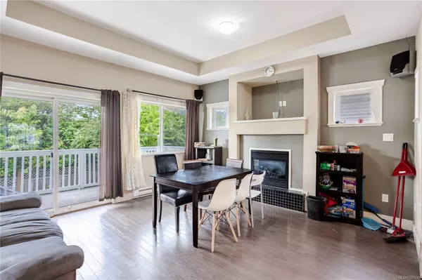 545 Poets Trail Dr, Nanaimo, BC V9R 7C4