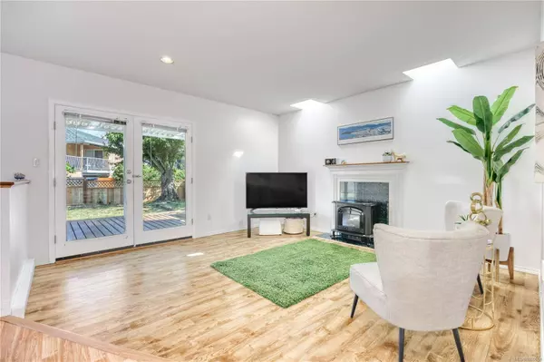 6282 McRobb Ave, Nanaimo, BC V9V 1M4