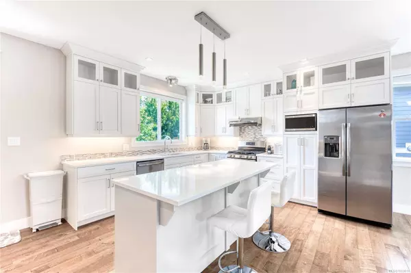 105 Linmont Rd, Nanaimo, BC V9T 0J9