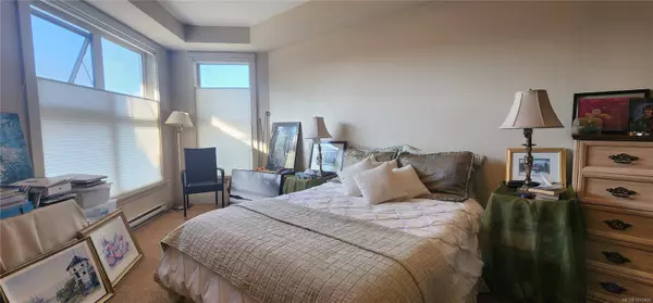 6310 McRobb Ave #321, Nanaimo, BC V9V 1W8