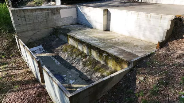 3111 Departure Bay Rd, Nanaimo, BC V9T 1B6