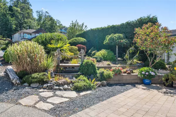 4124 Gulfview Dr, Nanaimo, BC V9T 6G3