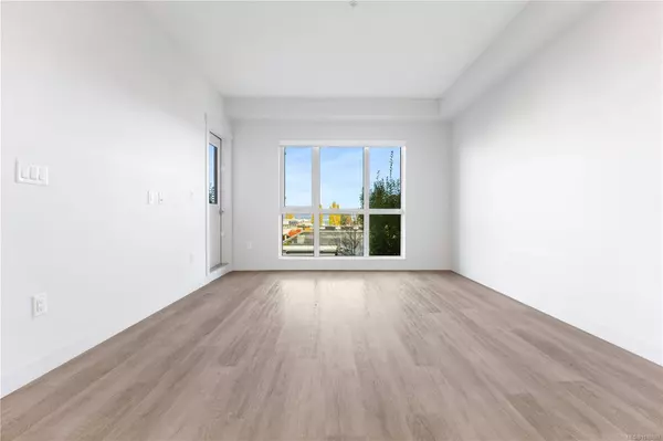 120 Jensen Ave W #209, Parksville, BC V9P 0H6