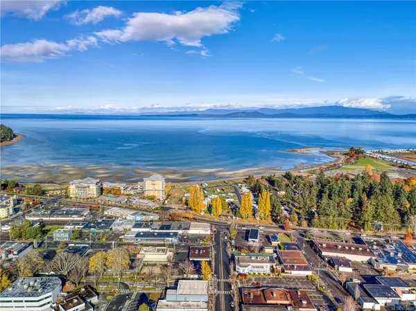 120 Jensen Ave W #209, Parksville, BC V9P 0H6