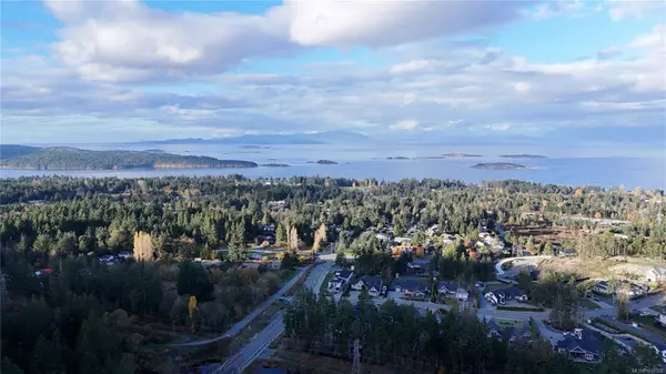 7424 High Ridge Cres, Lantzville, BC V0R 2H0