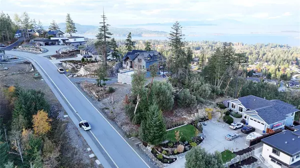 7424 High Ridge Cres, Lantzville, BC V0R 2H0