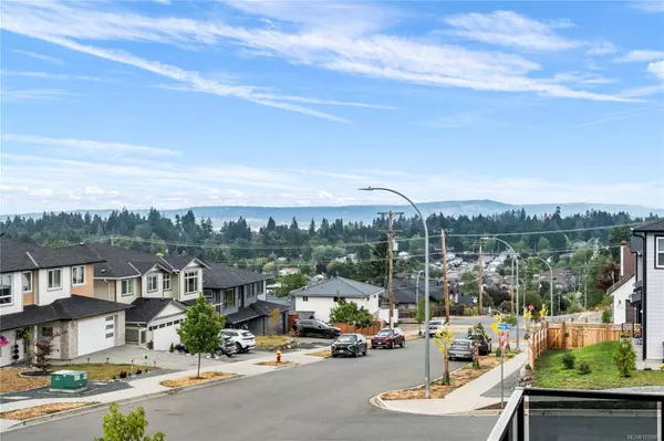 631 Eighth St, Nanaimo, BC V9R 6P1