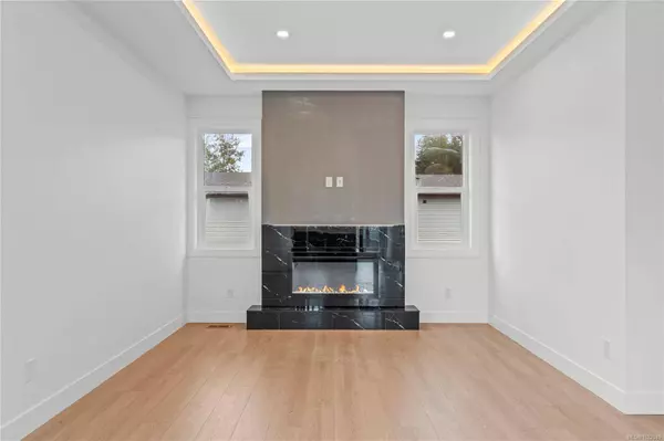 631 Eighth St, Nanaimo, BC V9R 6P1