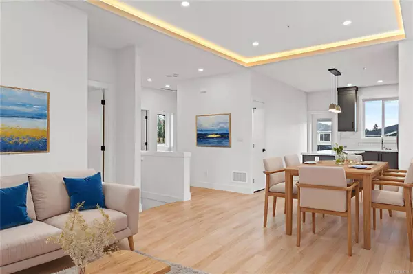 631 Eighth St, Nanaimo, BC V9R 6P1