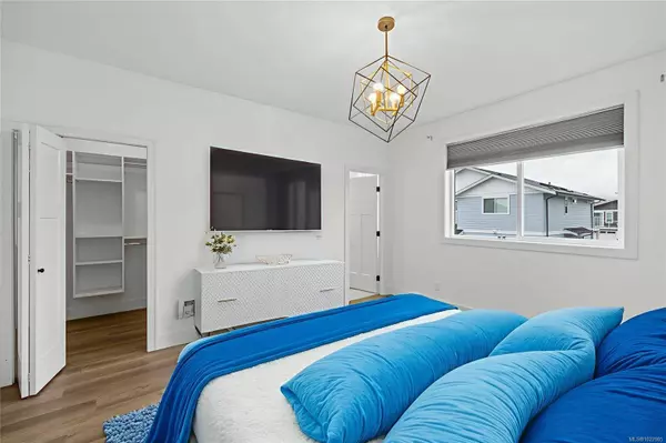 587 Lance Pl, Nanaimo, BC V9R 0J6