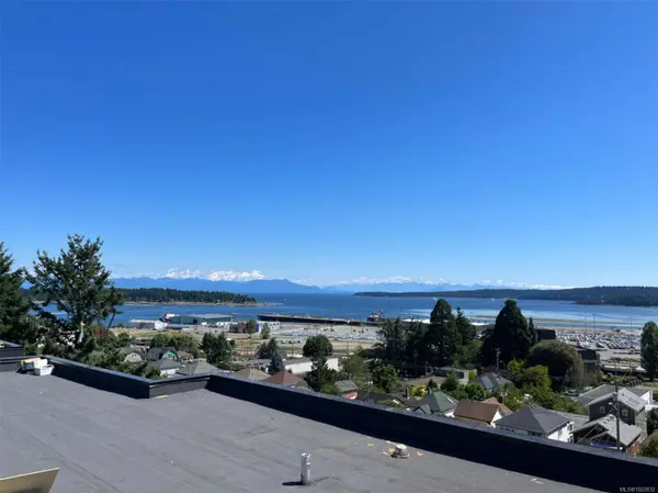 147 Haliburton St #102, Nanaimo, BC V9R 4V9