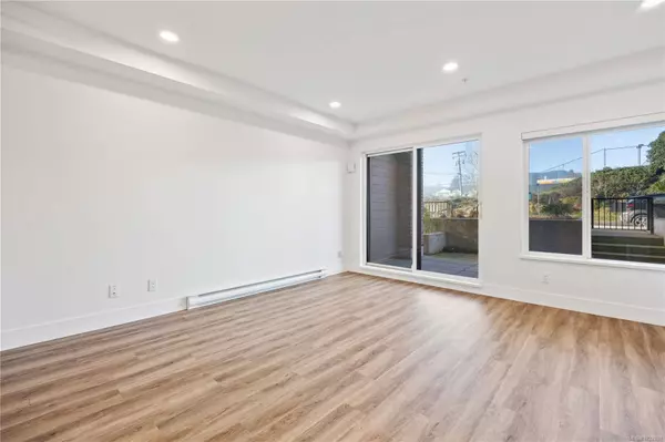 147 Haliburton St #102, Nanaimo, BC V9R 4V9