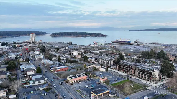 147 Haliburton St #102, Nanaimo, BC V9R 4V9