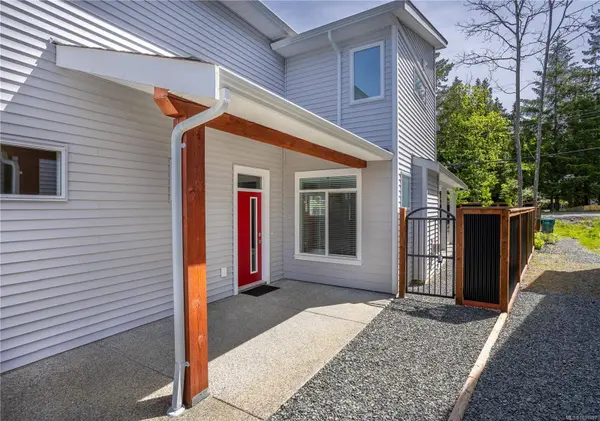 269 Westwood Rd, Nanaimo, BC V9R 6S4