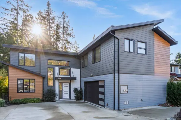210 Crestline Terr, Nanaimo, BC V9T 0G9