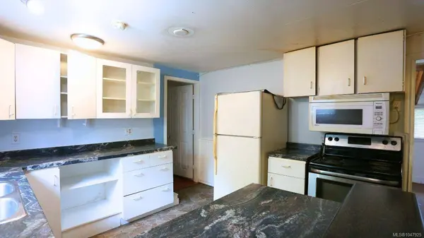5557 Big Bear RDG, Nanaimo, BC V9T 2K3